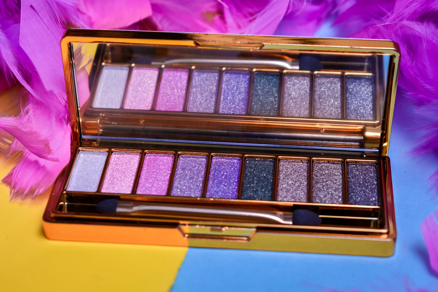 لوحة ظلال العيون الأساسية من بيرفكت بلند